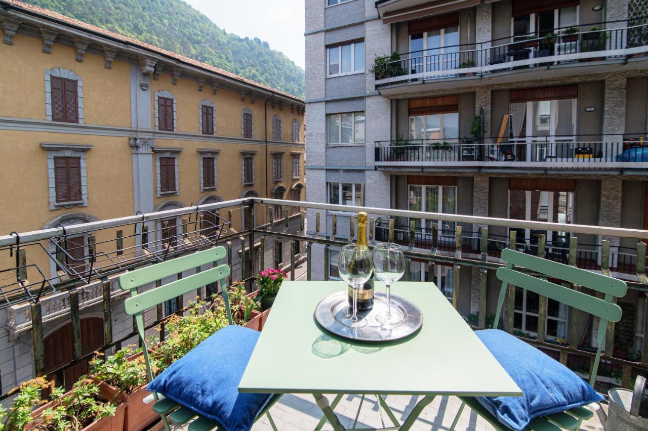 Suite Duomo View 47 Como Exterior photo
